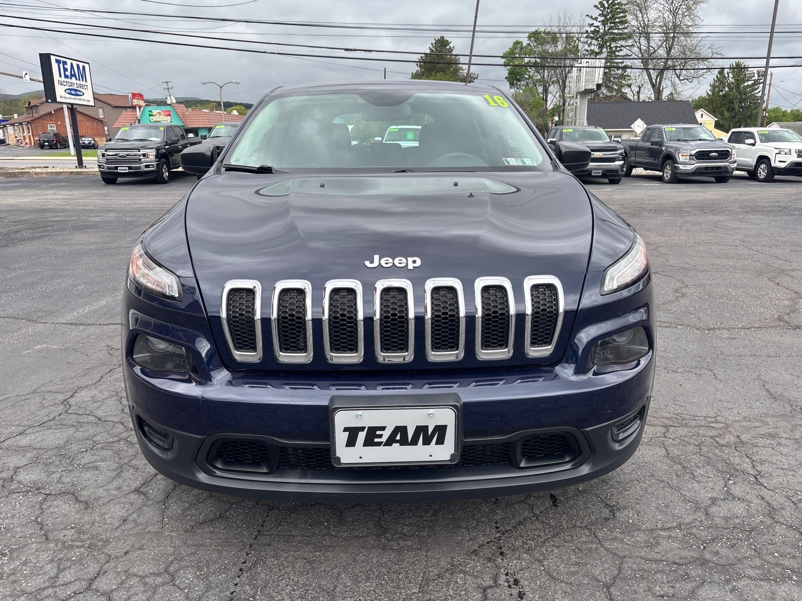 2016 Jeep Cherokee Sport