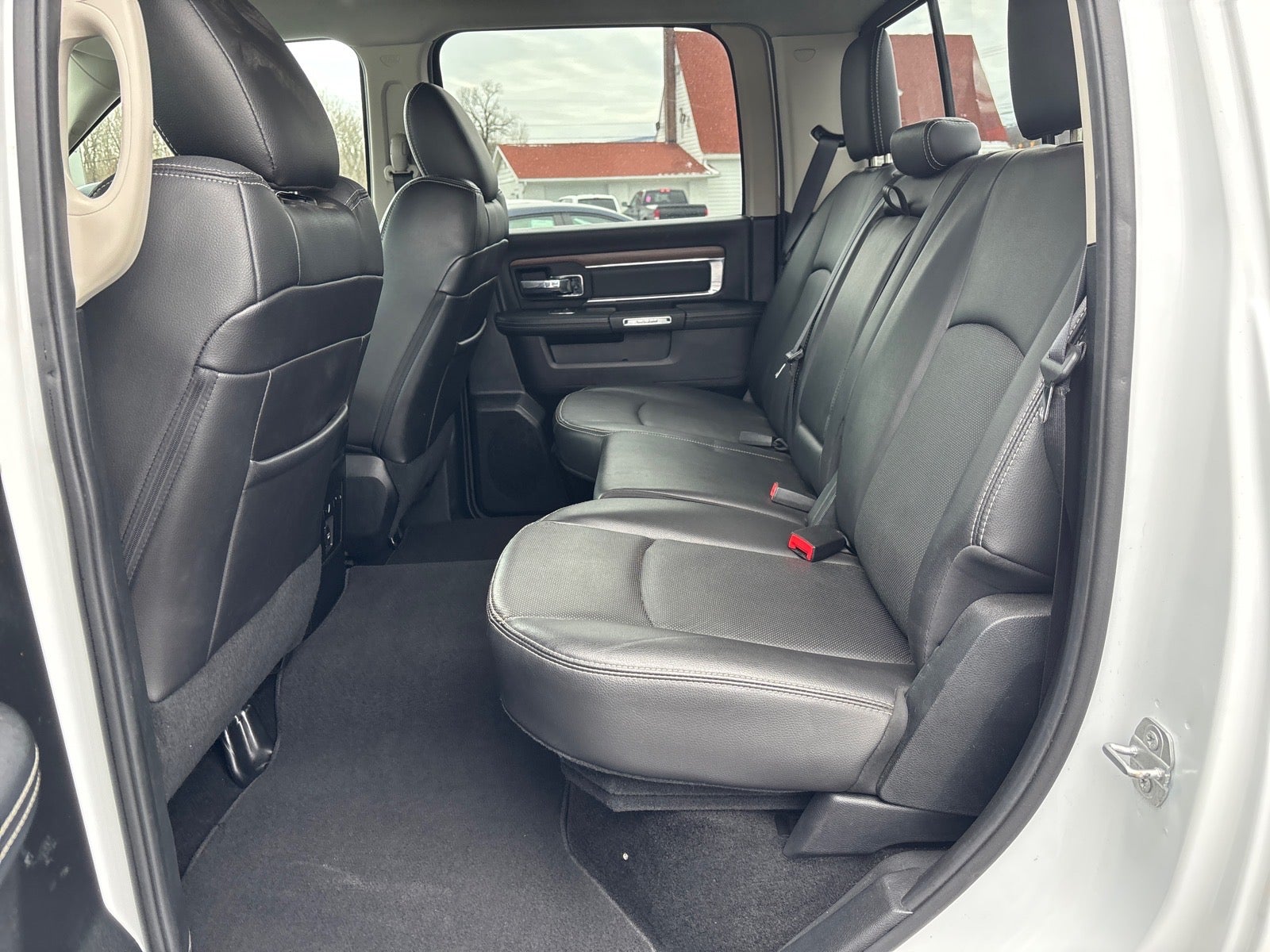 2016 RAM 1500 Laramie