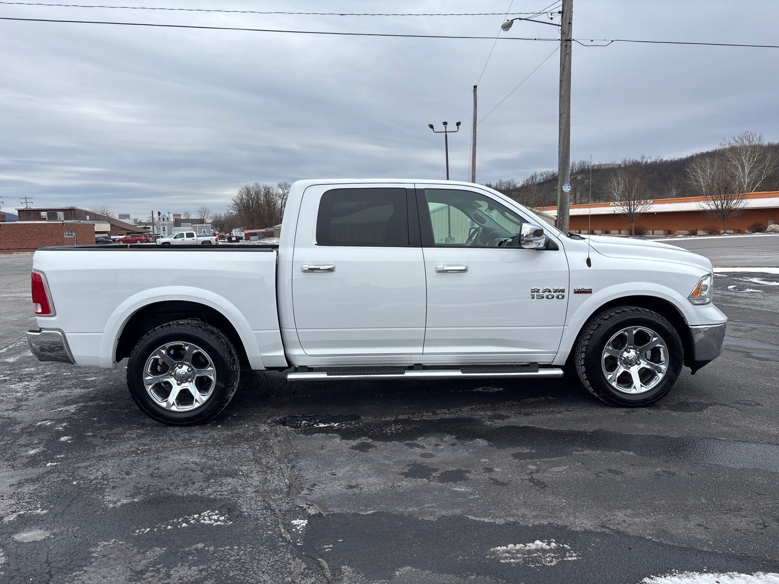 2016 RAM 1500 Laramie