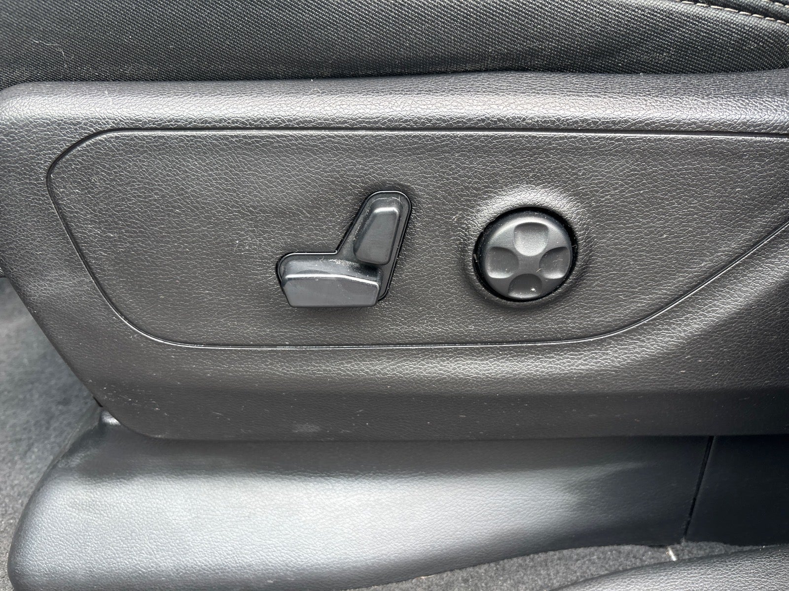 2019 RAM 1500 Big Horn/Lone Star Crew Cab 4x4 5'7" Box