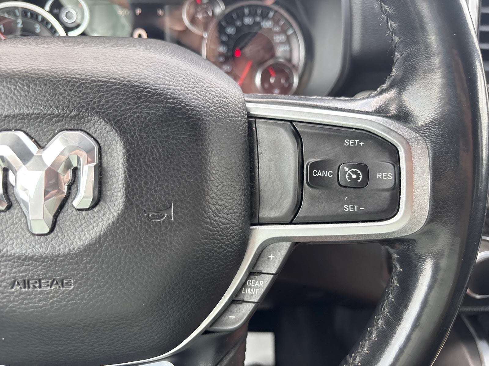2019 RAM 1500 Big Horn/Lone Star Crew Cab 4x4 5'7" Box