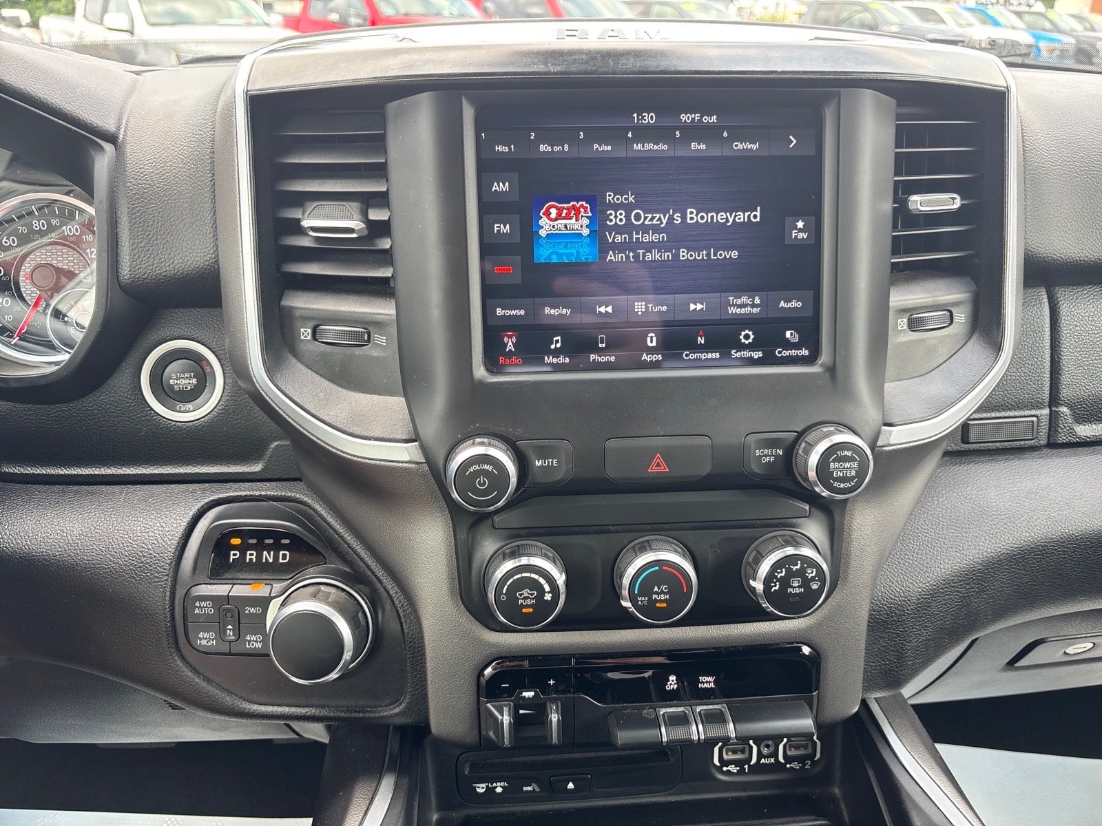 2019 RAM 1500 Big Horn/Lone Star Crew Cab 4x4 5'7" Box