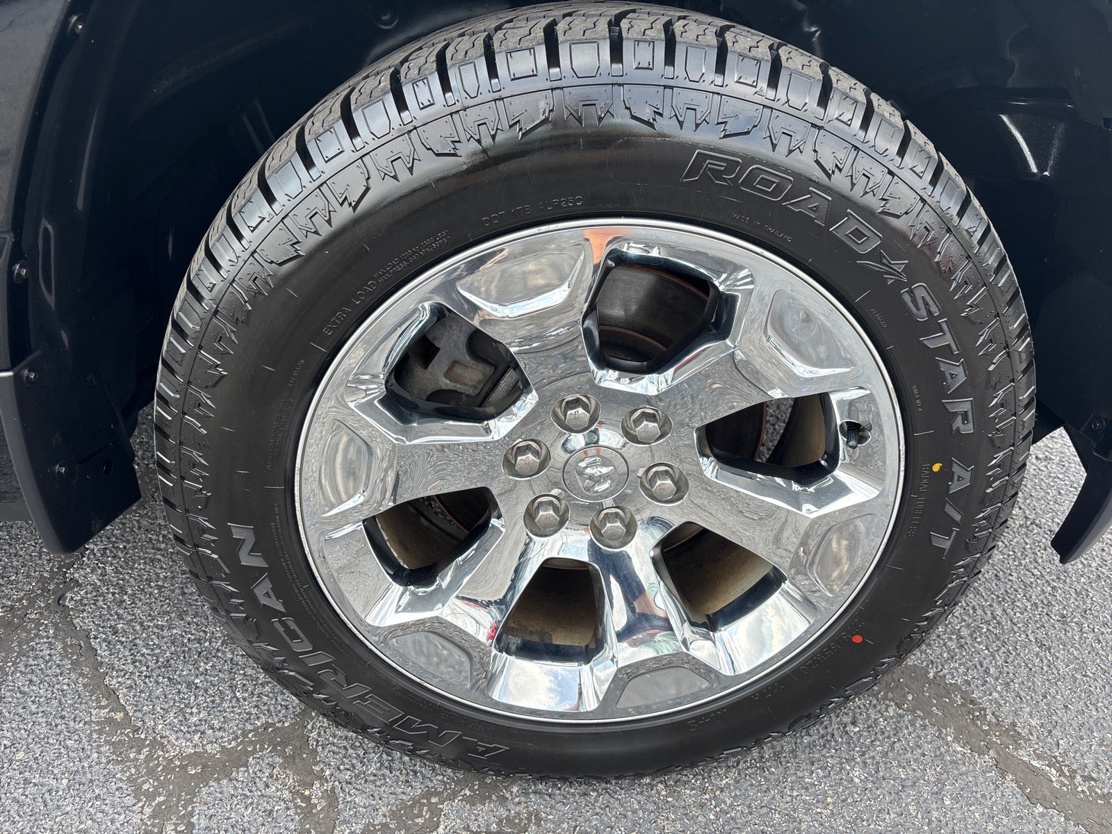 2019 RAM 1500 Big Horn/Lone Star Crew Cab 4x4 5'7" Box