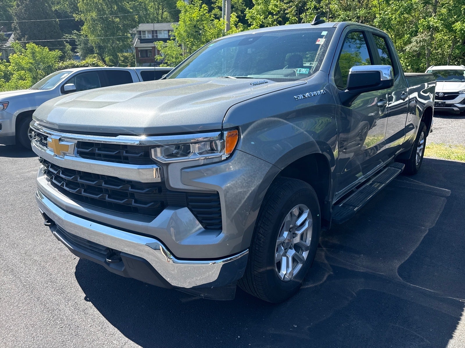 2025 Chevrolet Silverado 1500 LT (2FL)