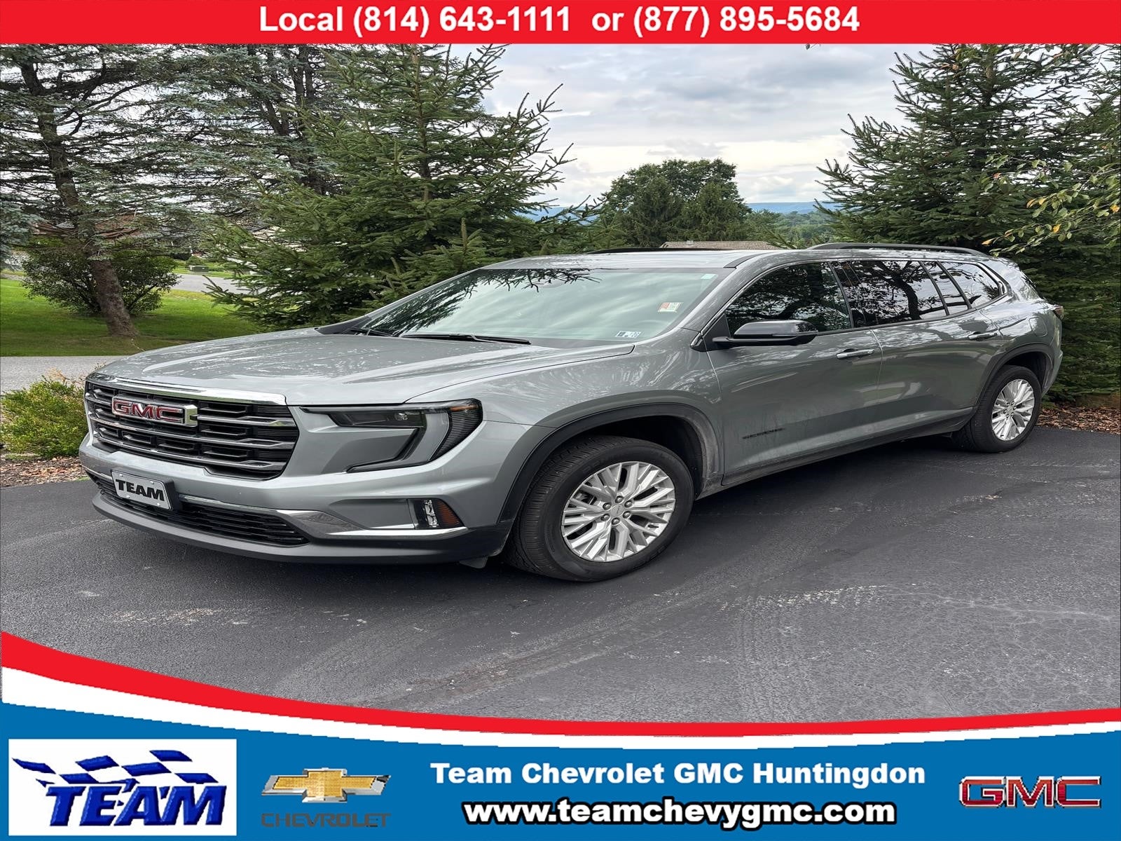 2025 GMC Acadia Elevation