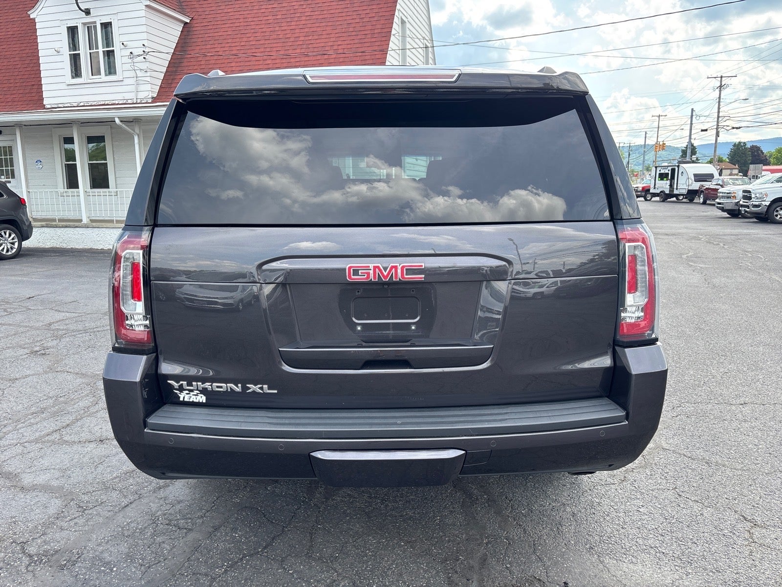 2018 GMC Yukon XL SLT