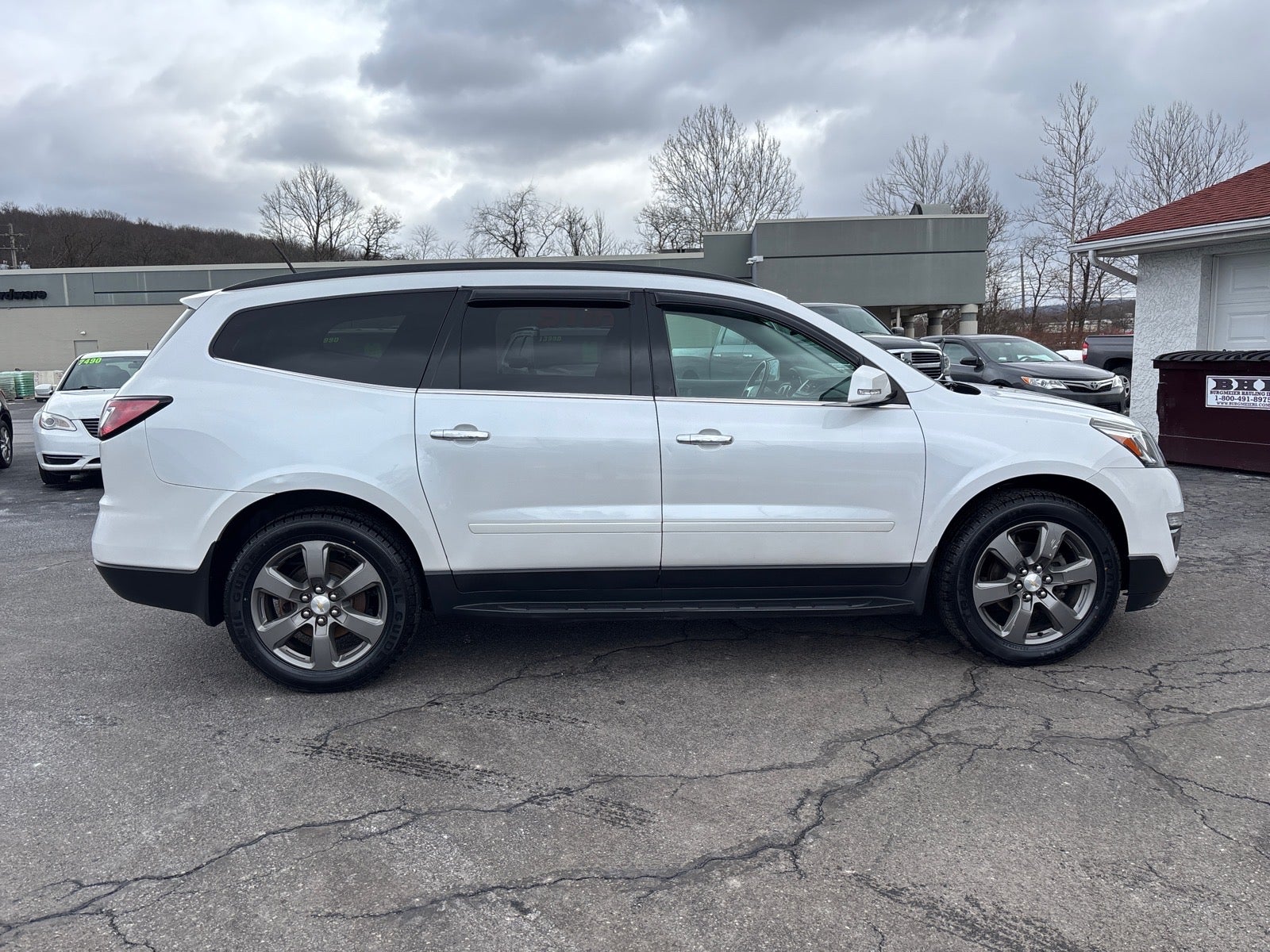2017 Chevrolet Traverse LT