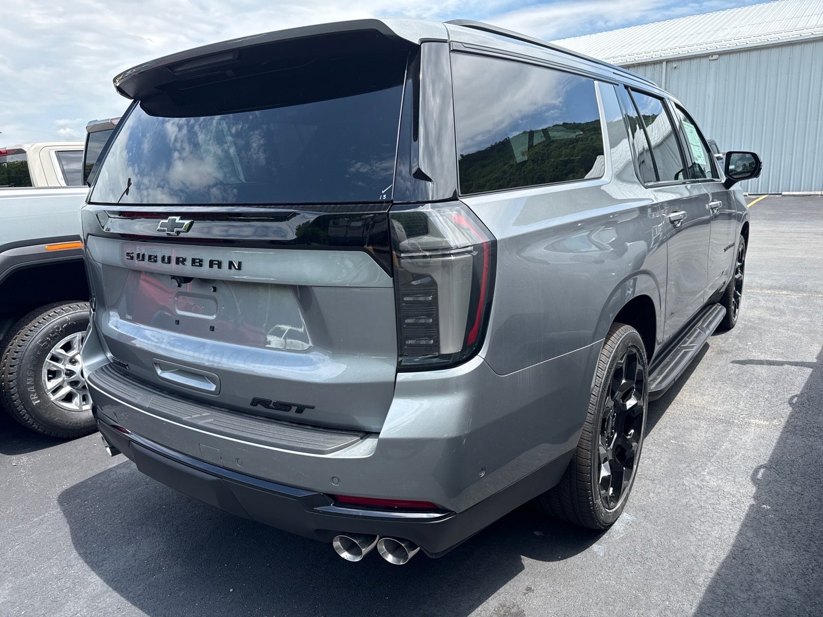 2026 Chevrolet Suburban RST