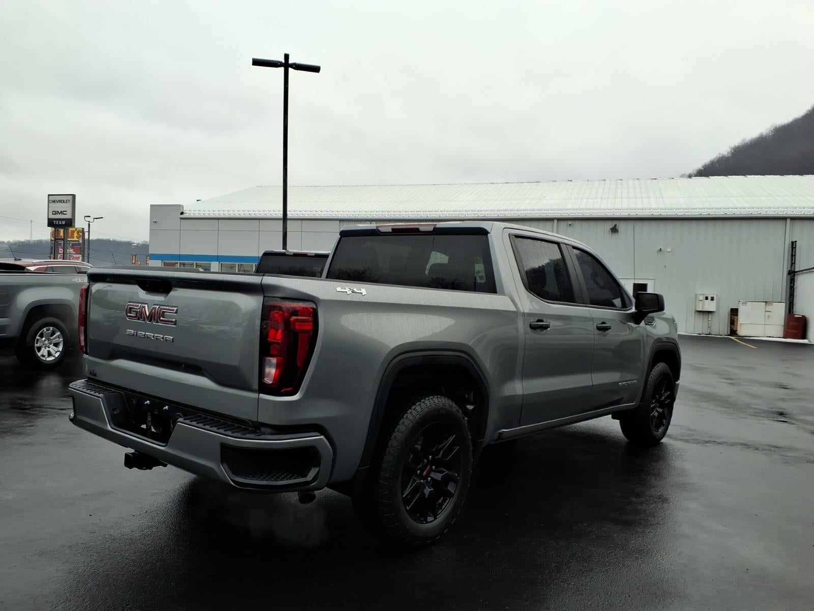 2024 GMC Sierra 1500 Pro