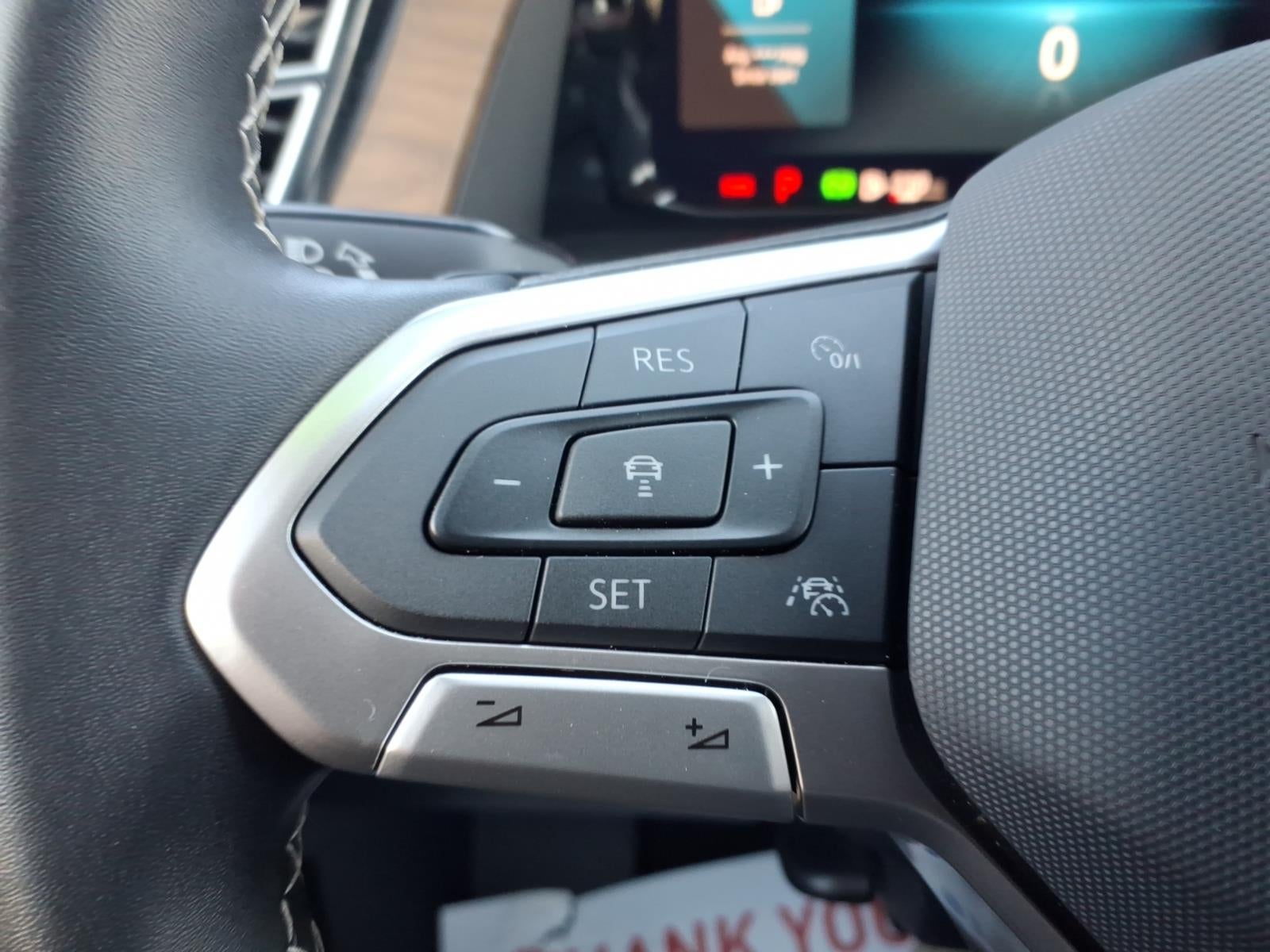 2025 Volkswagen Atlas 2.0T SE