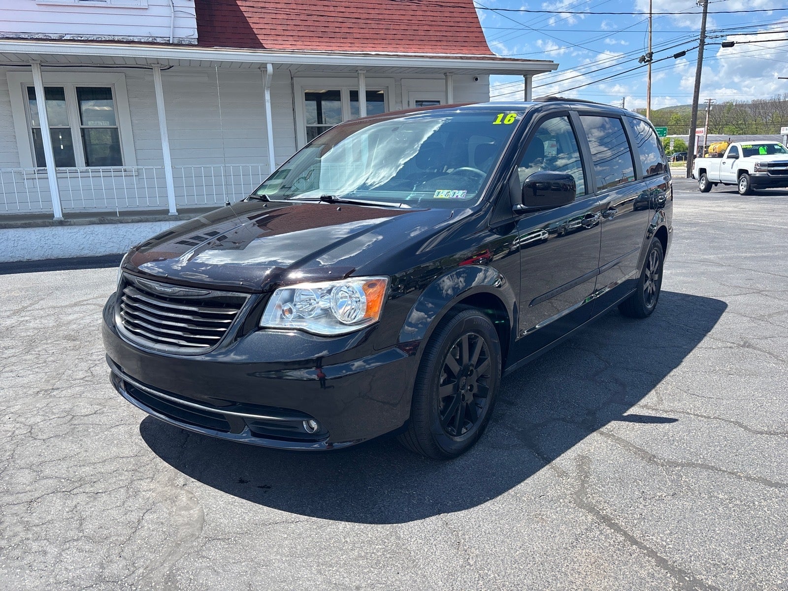 2016 Chrysler Town & Country Touring