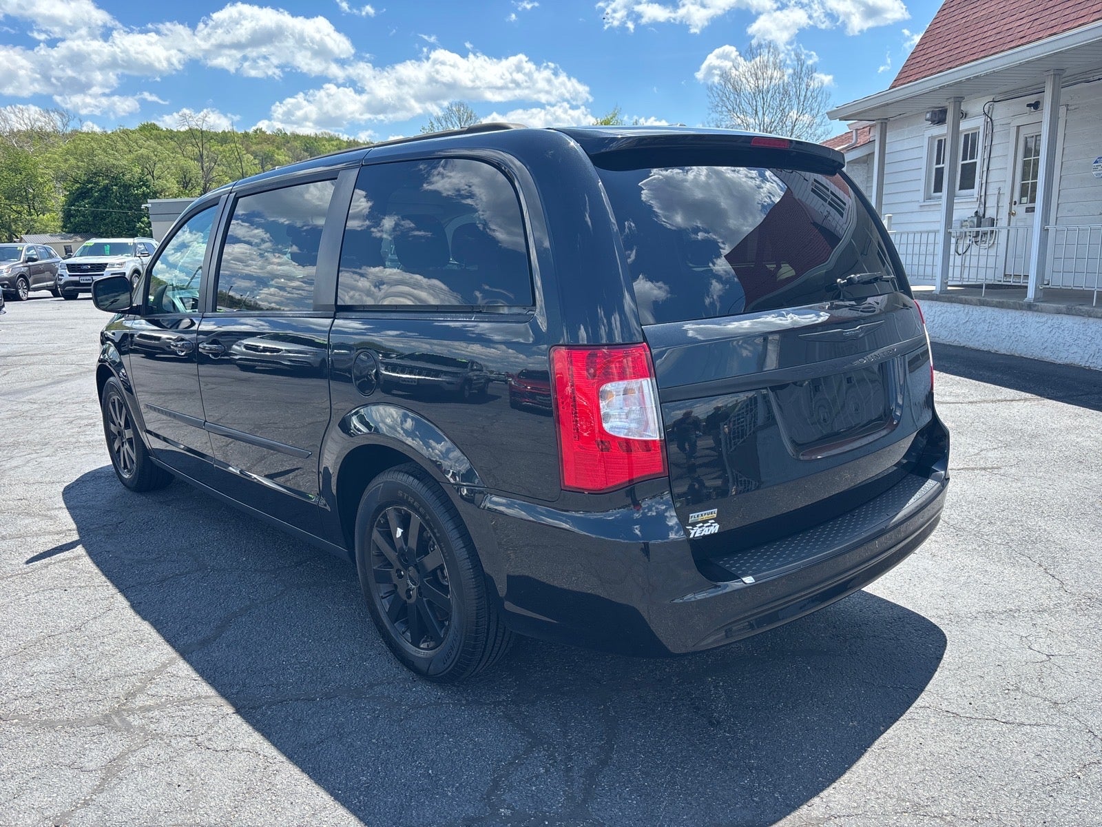 2016 Chrysler Town & Country Touring