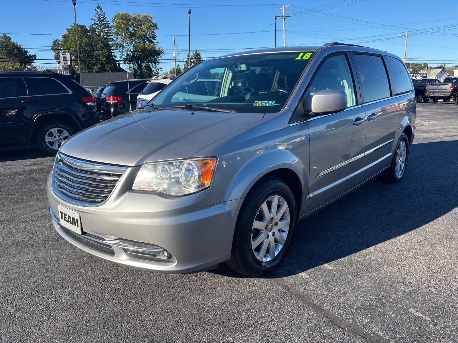 2016 Chrysler Town & Country Touring