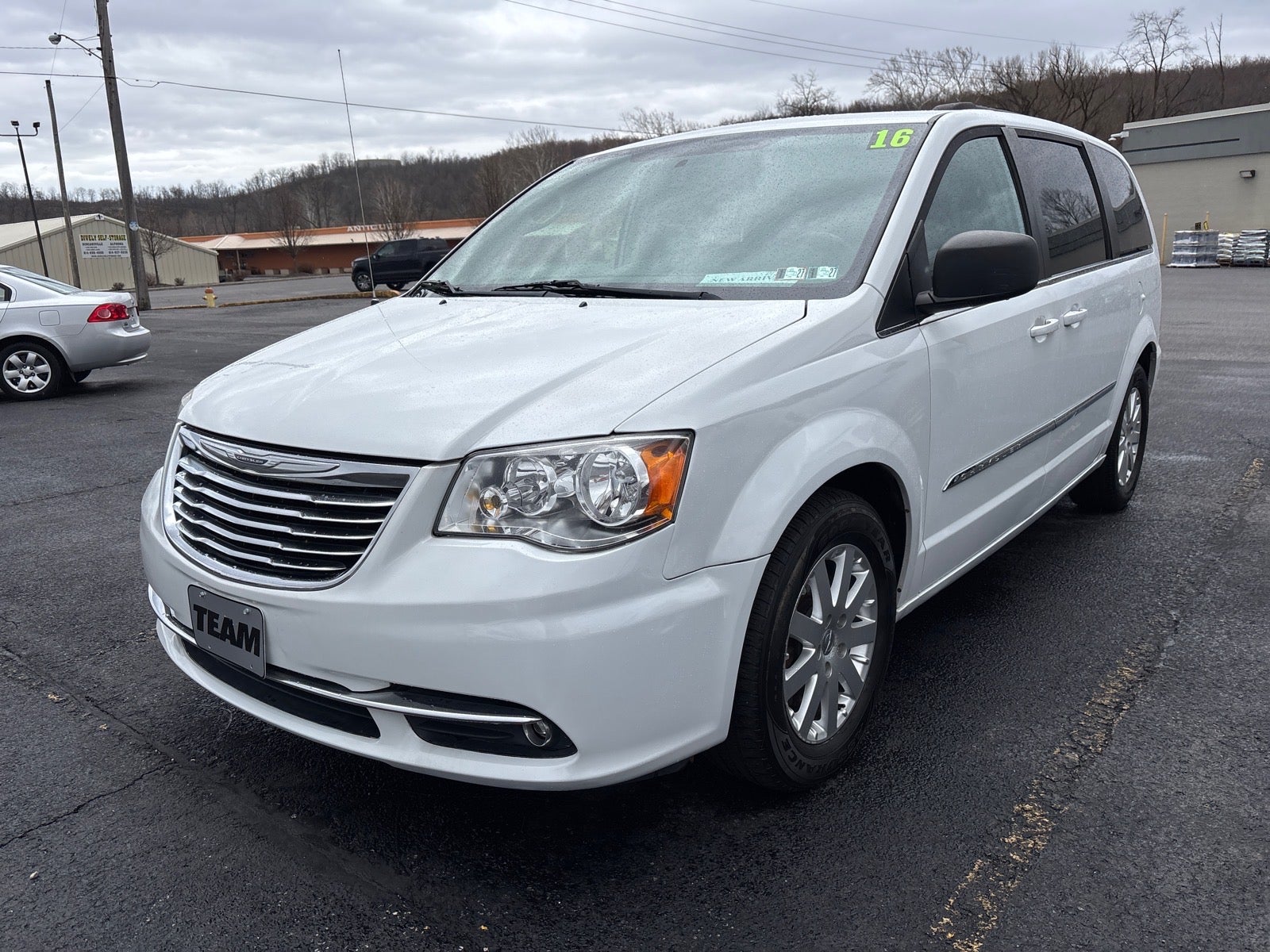 2016 Chrysler Town & Country Touring
