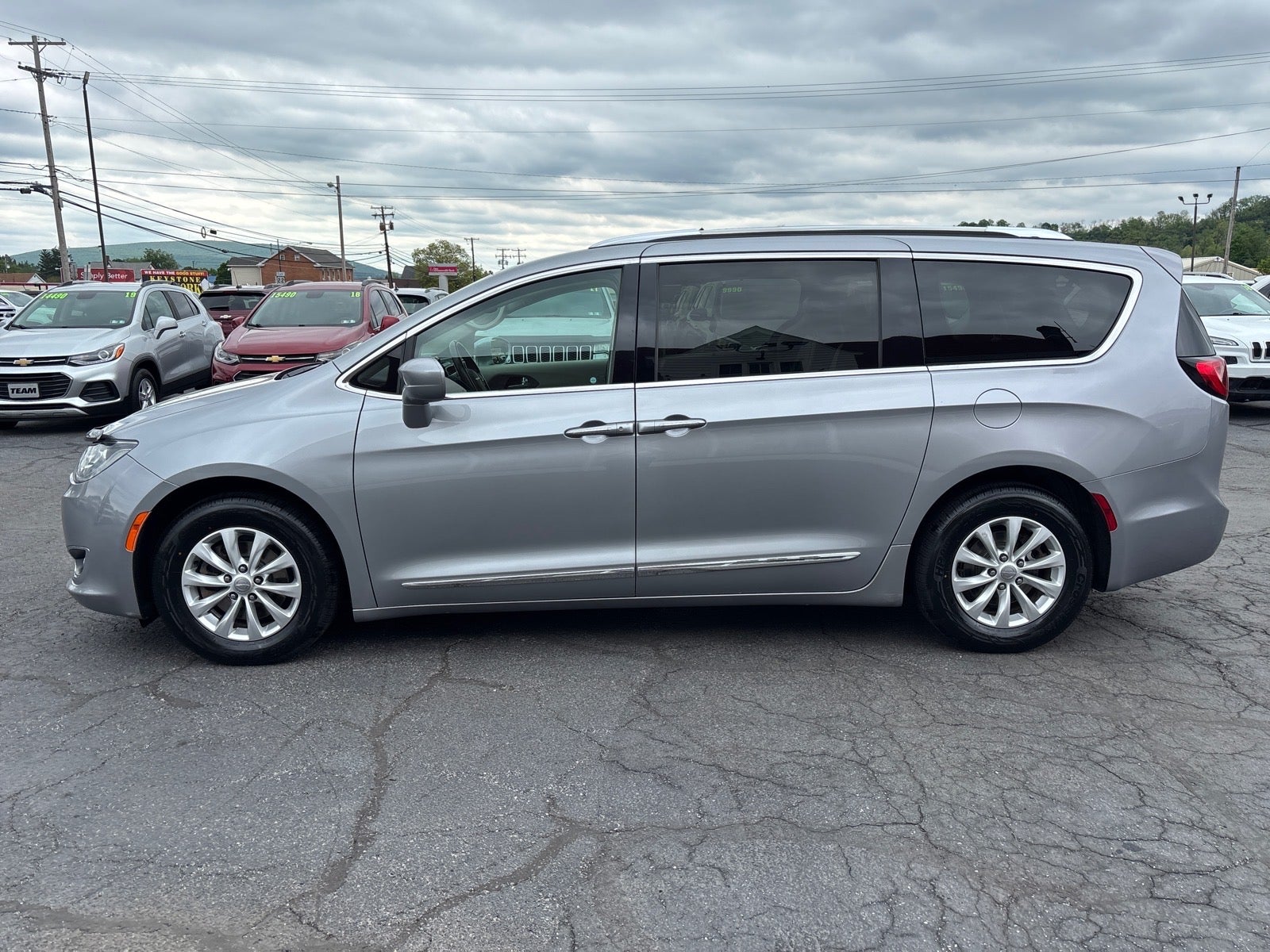 2019 Chrysler Pacifica Touring L