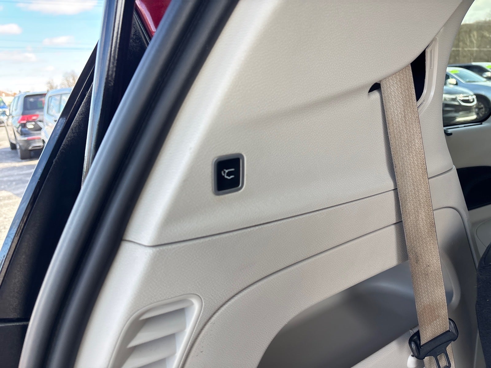 2017 Chrysler Pacifica Touring-L