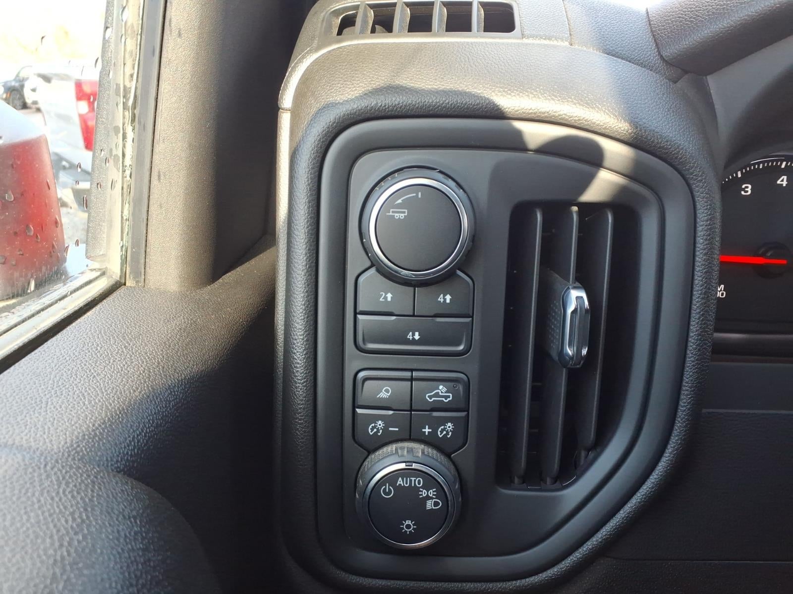 2024 Chevrolet Silverado 2500 HD Custom