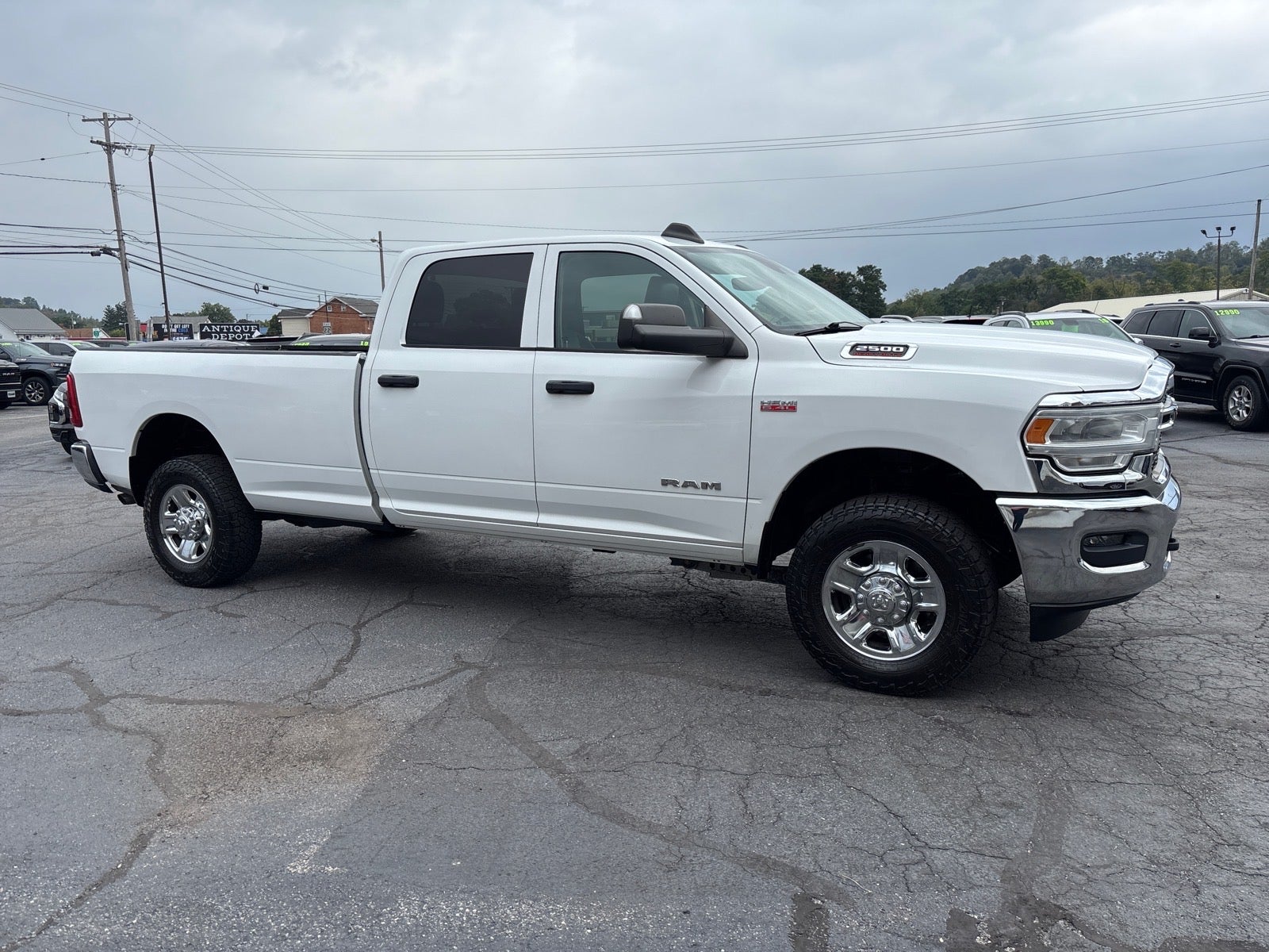 2019 RAM 2500 Tradesman Crew Cab 4x4 8' Box