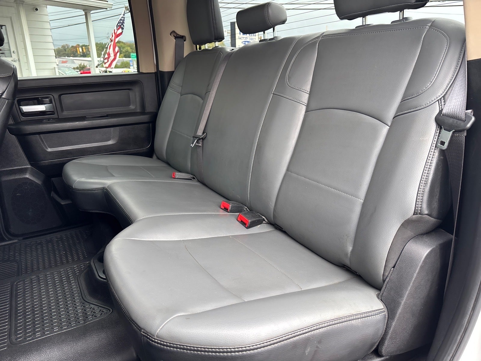 2019 RAM 2500 Tradesman Crew Cab 4x4 8' Box