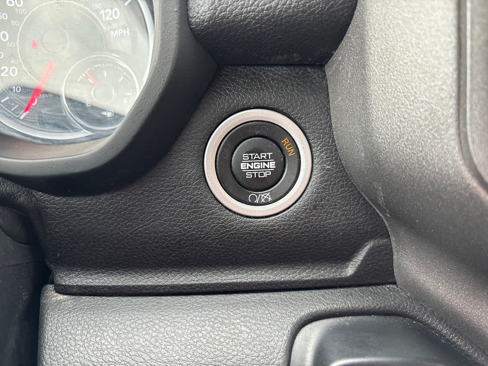 2019 RAM 2500 Tradesman Crew Cab 4x4 8' Box