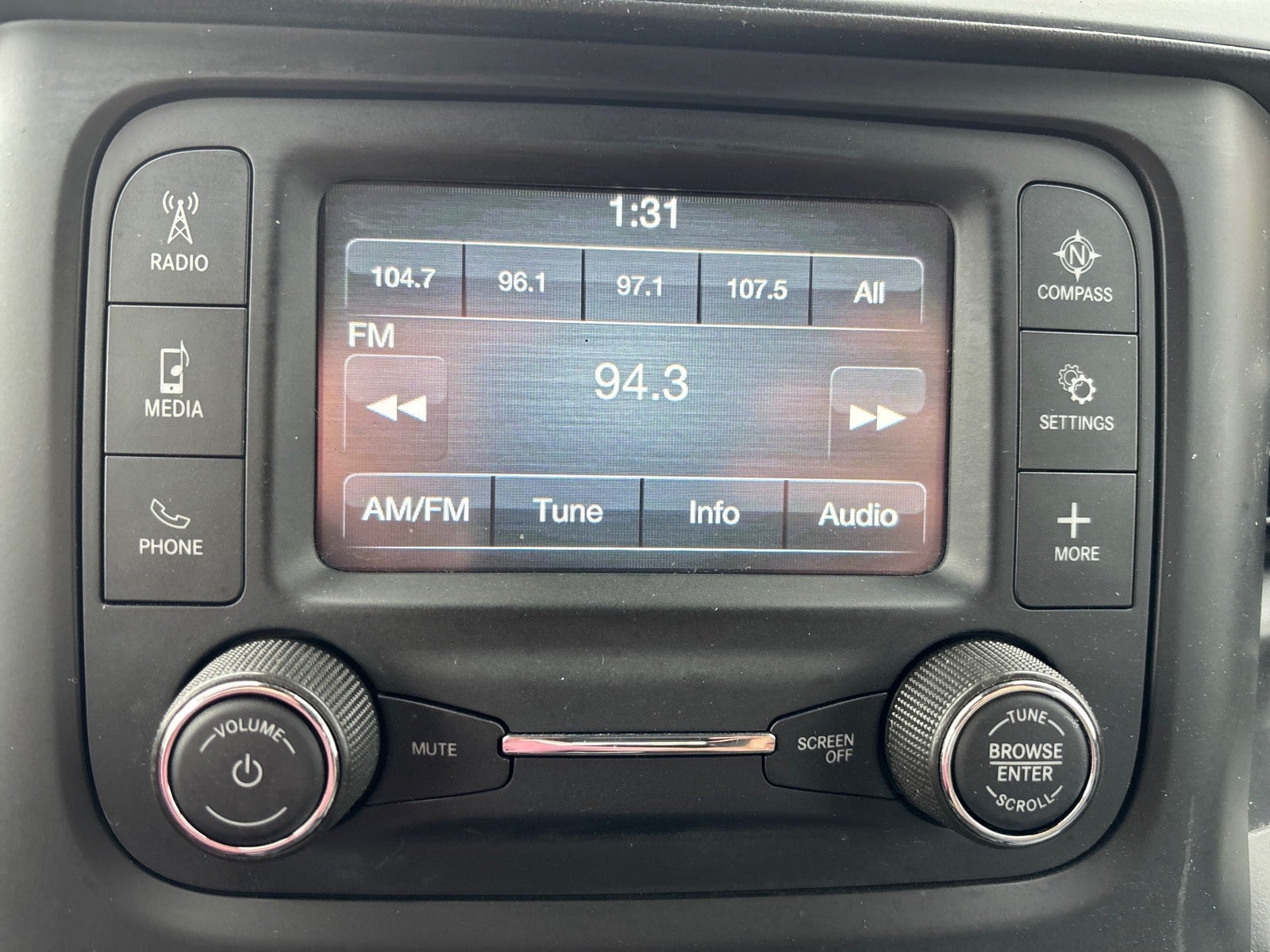 2019 RAM 2500 Tradesman Crew Cab 4x4 8' Box