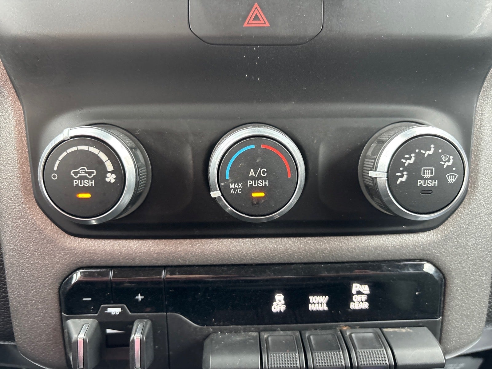 2019 RAM 2500 Tradesman Crew Cab 4x4 8' Box