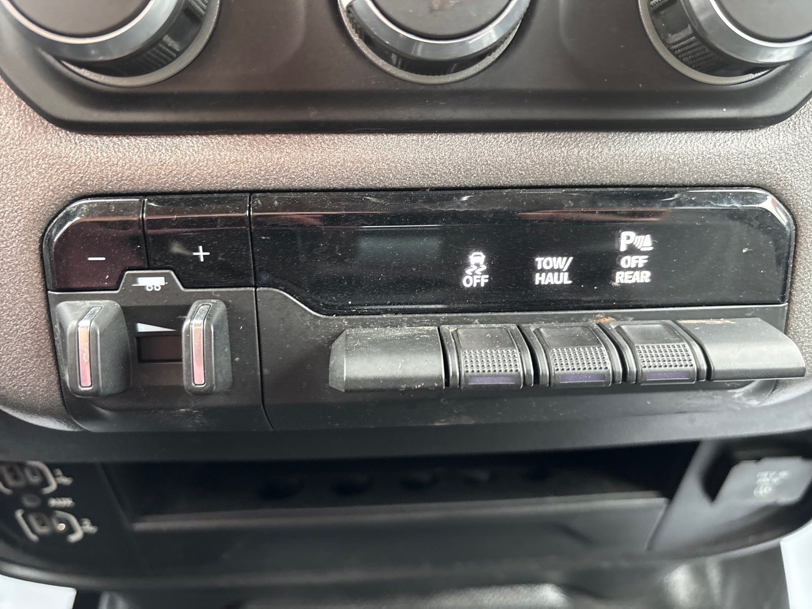 2019 RAM 2500 Tradesman Crew Cab 4x4 8' Box