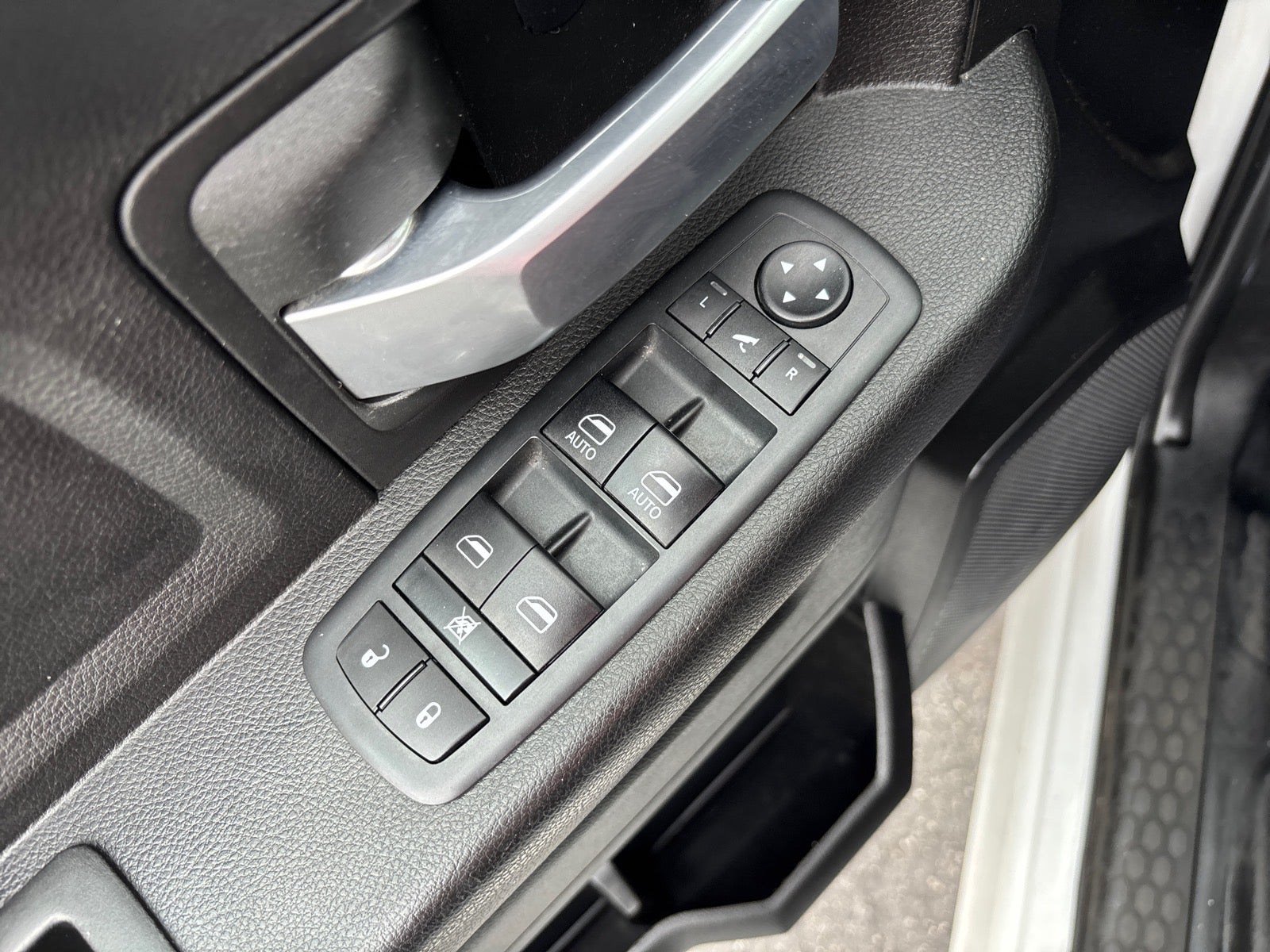 2019 RAM 2500 Tradesman Crew Cab 4x4 8' Box