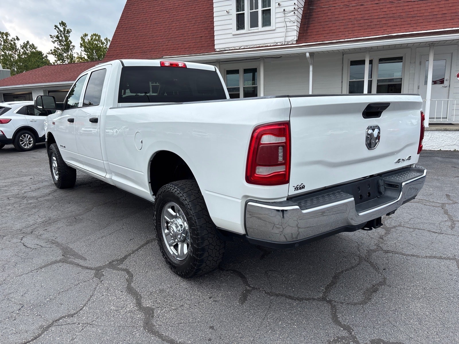 2019 RAM 2500 Tradesman Crew Cab 4x4 8' Box
