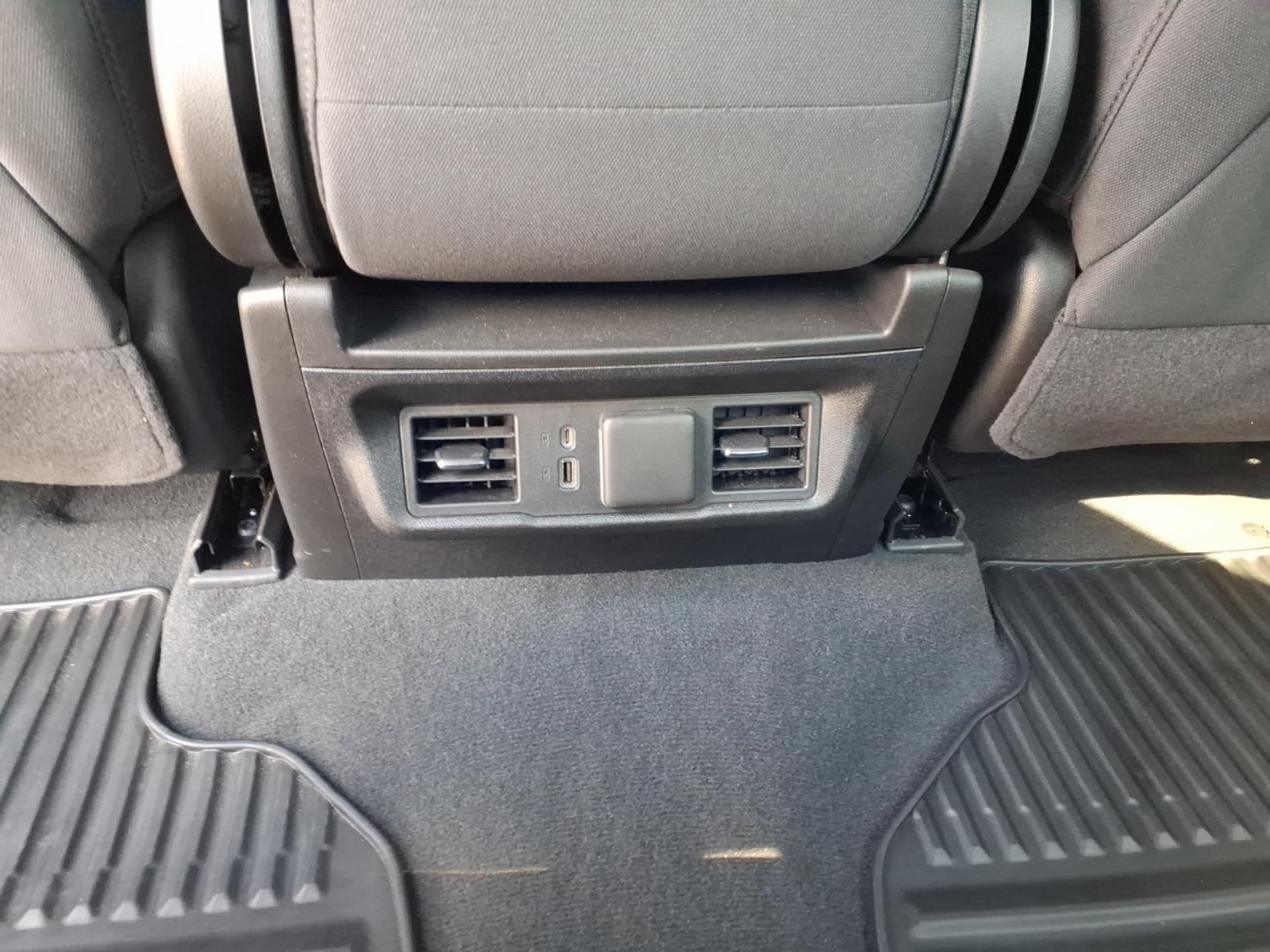 2023 Chevrolet Silverado 1500 LT - Photo 9
