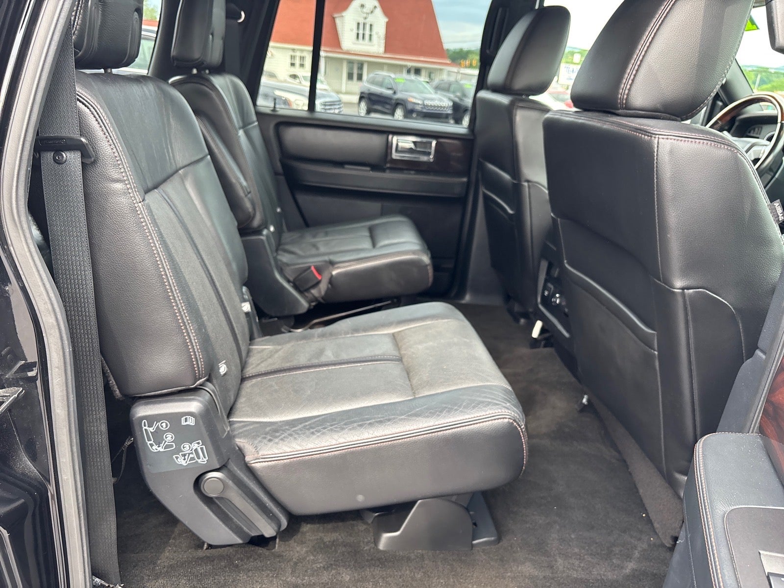 2017 Lincoln Navigator L Reserve