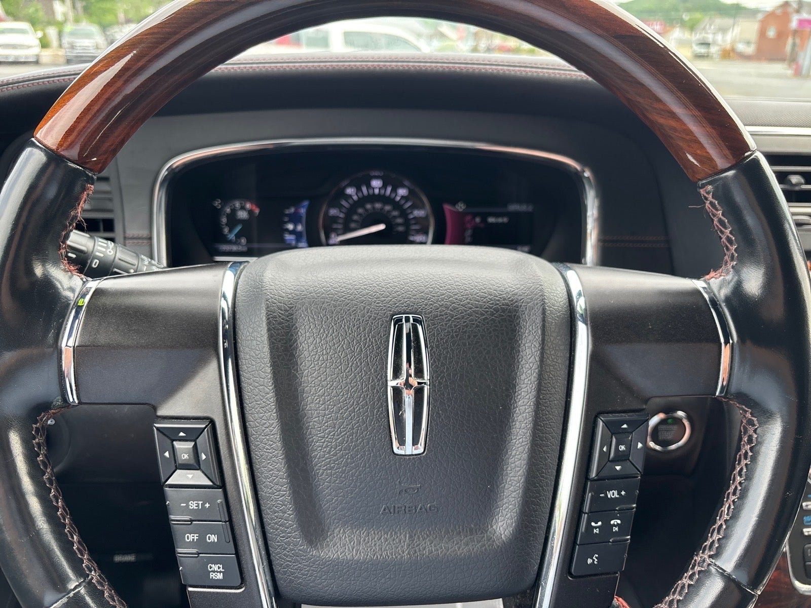 2017 Lincoln Navigator L Reserve