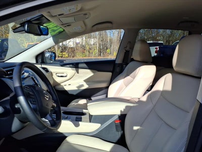 2022 Nissan Murano SV