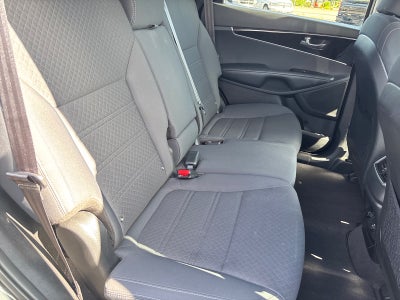 2017 Kia Sorento 2.4L LX