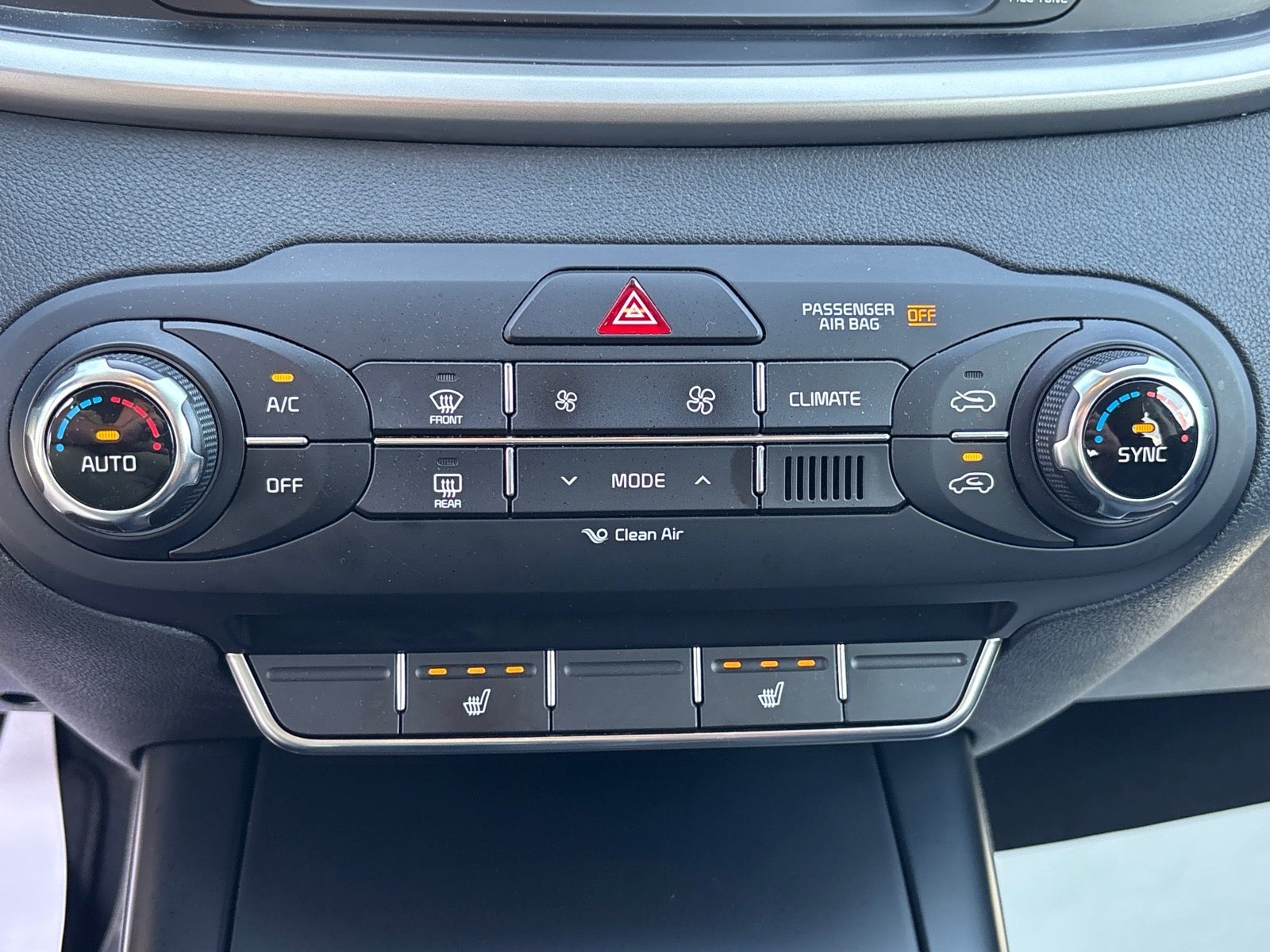 2017 Kia Sorento 2.4L LX