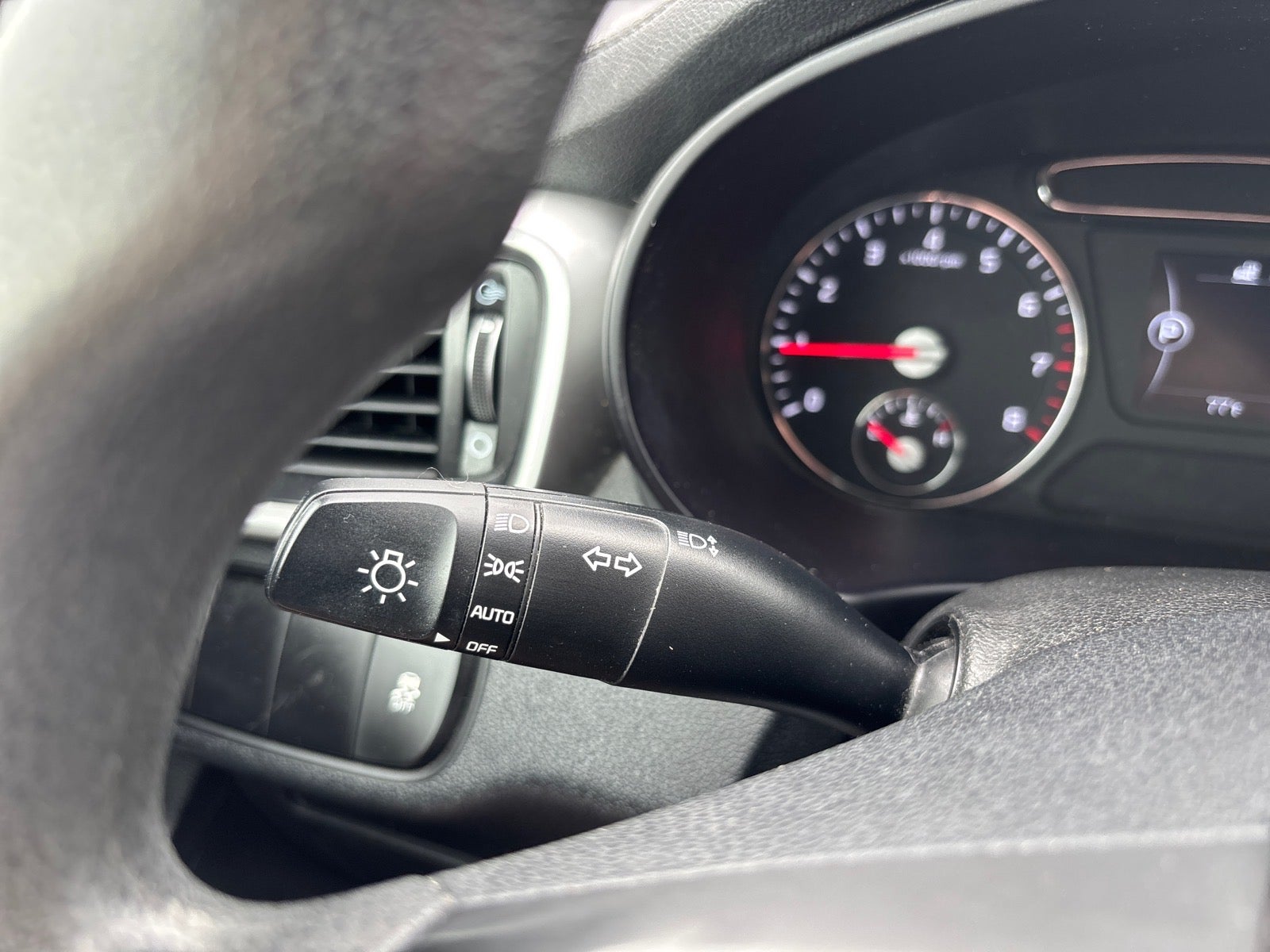 2018 Kia Sorento 2.4L LX