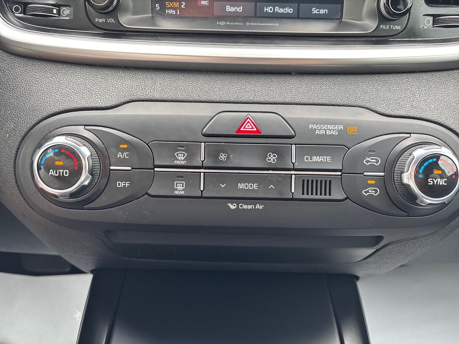 2018 Kia Sorento 2.4L LX