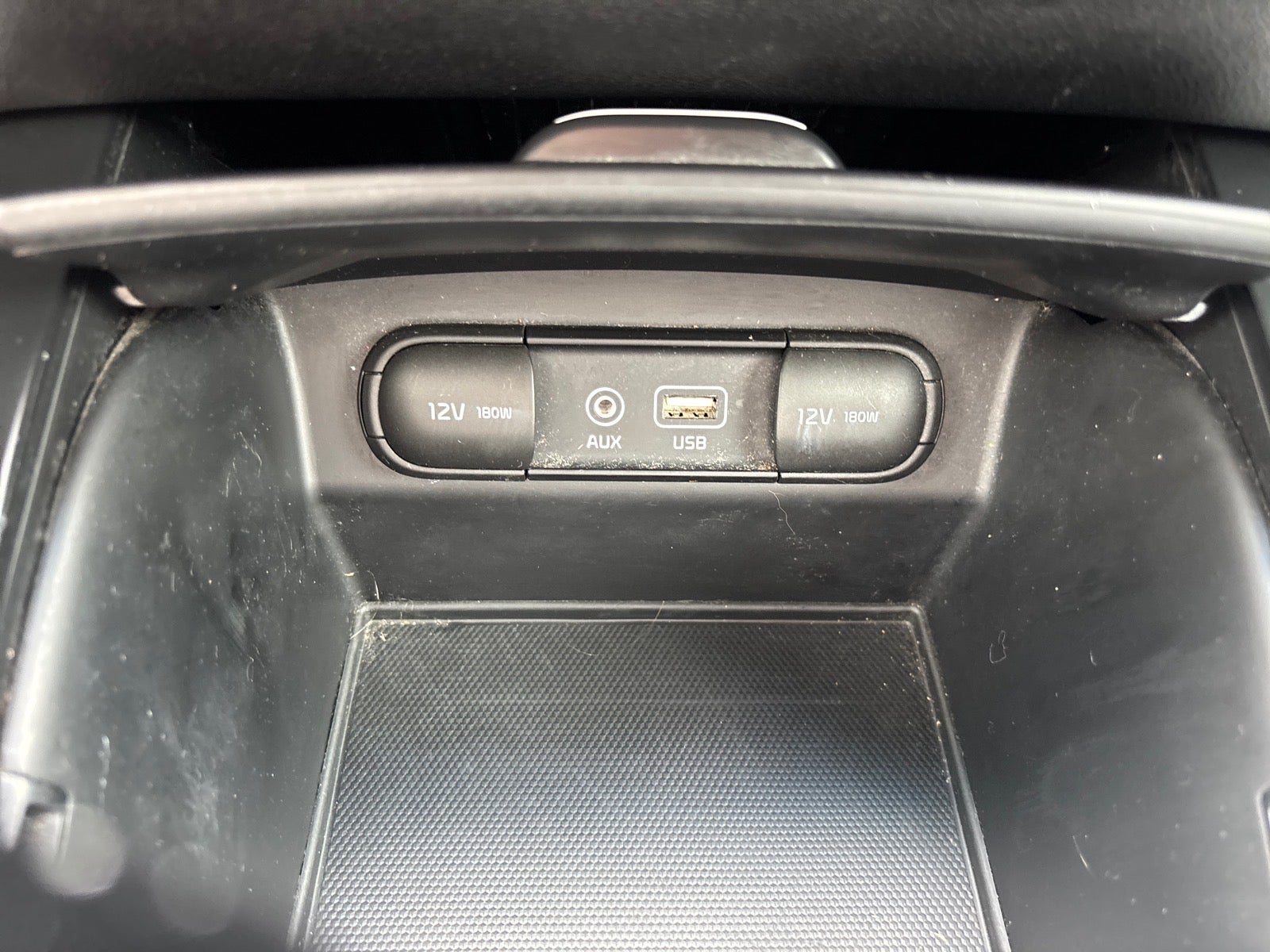 2018 Kia Sorento 2.4L LX