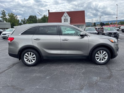 2018 Kia Sorento 2.4L LX