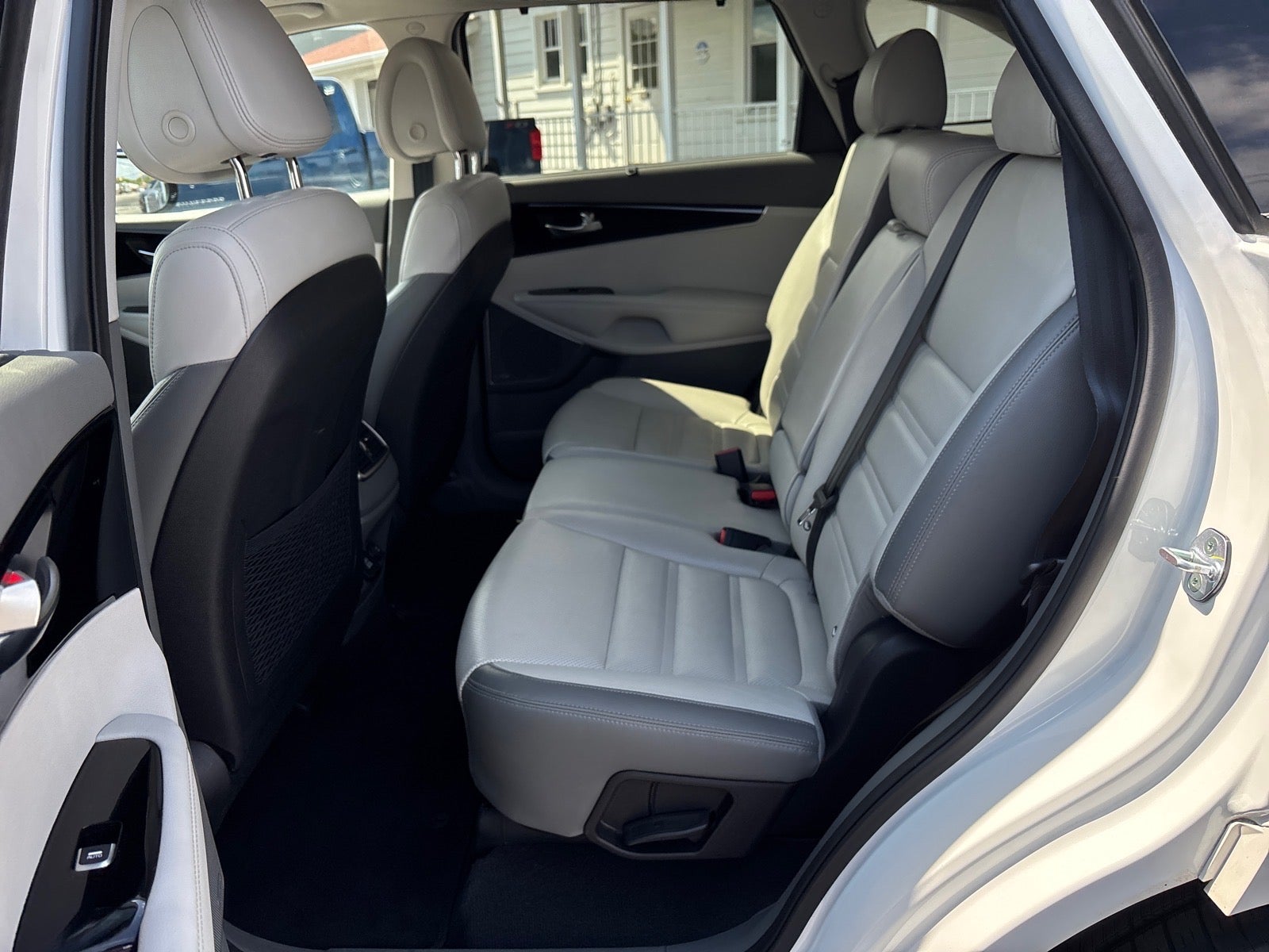 2016 Kia Sorento SX