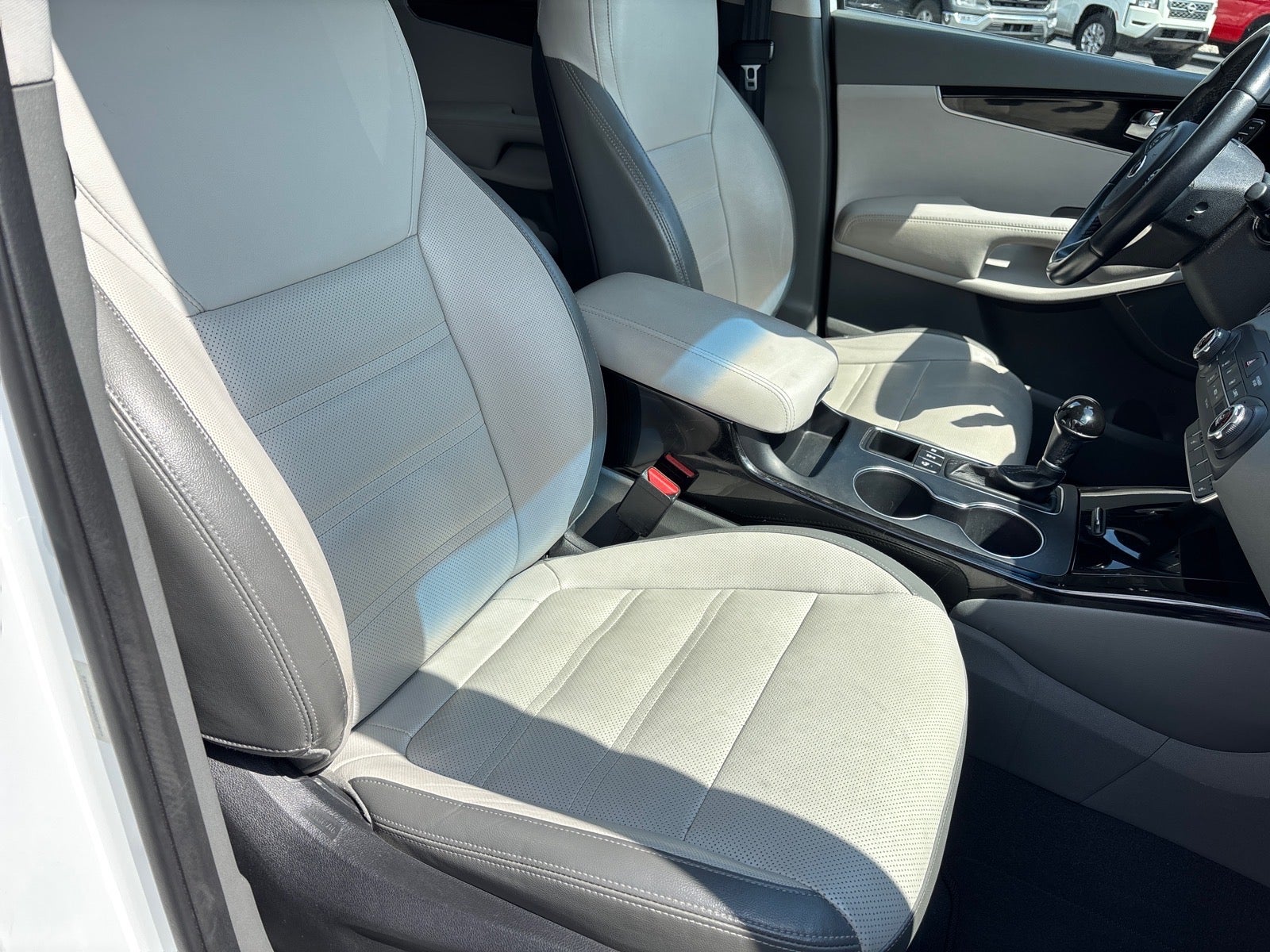 2016 Kia Sorento SX