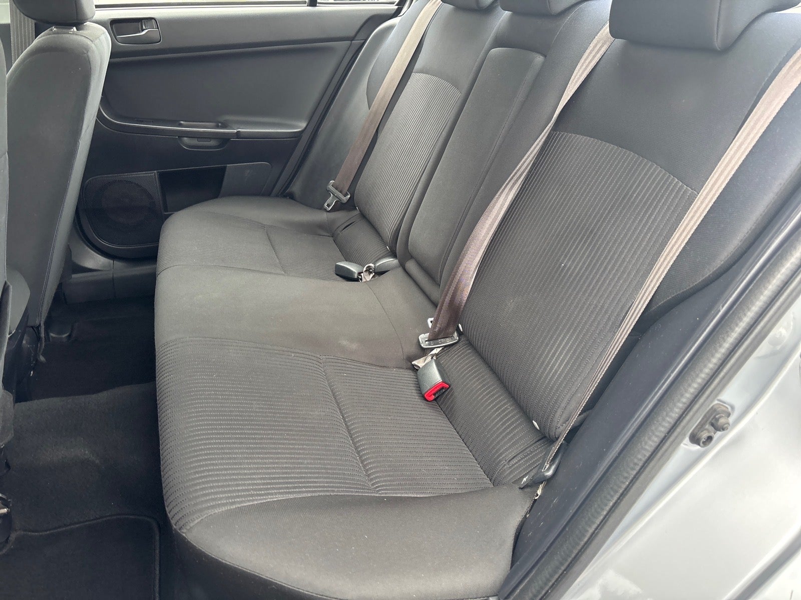 2015 Mitsubishi Lancer ES