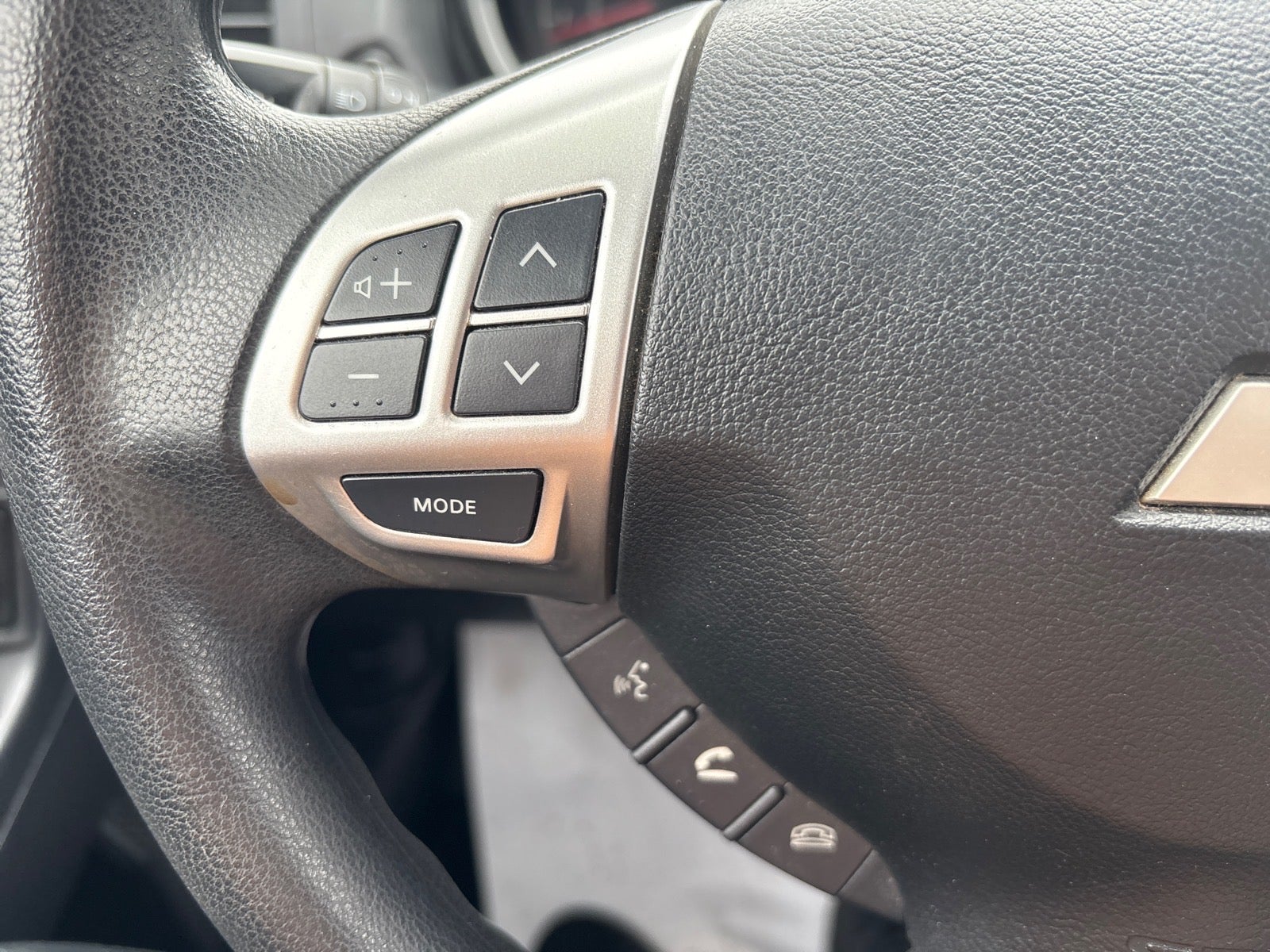 2015 Mitsubishi Lancer ES