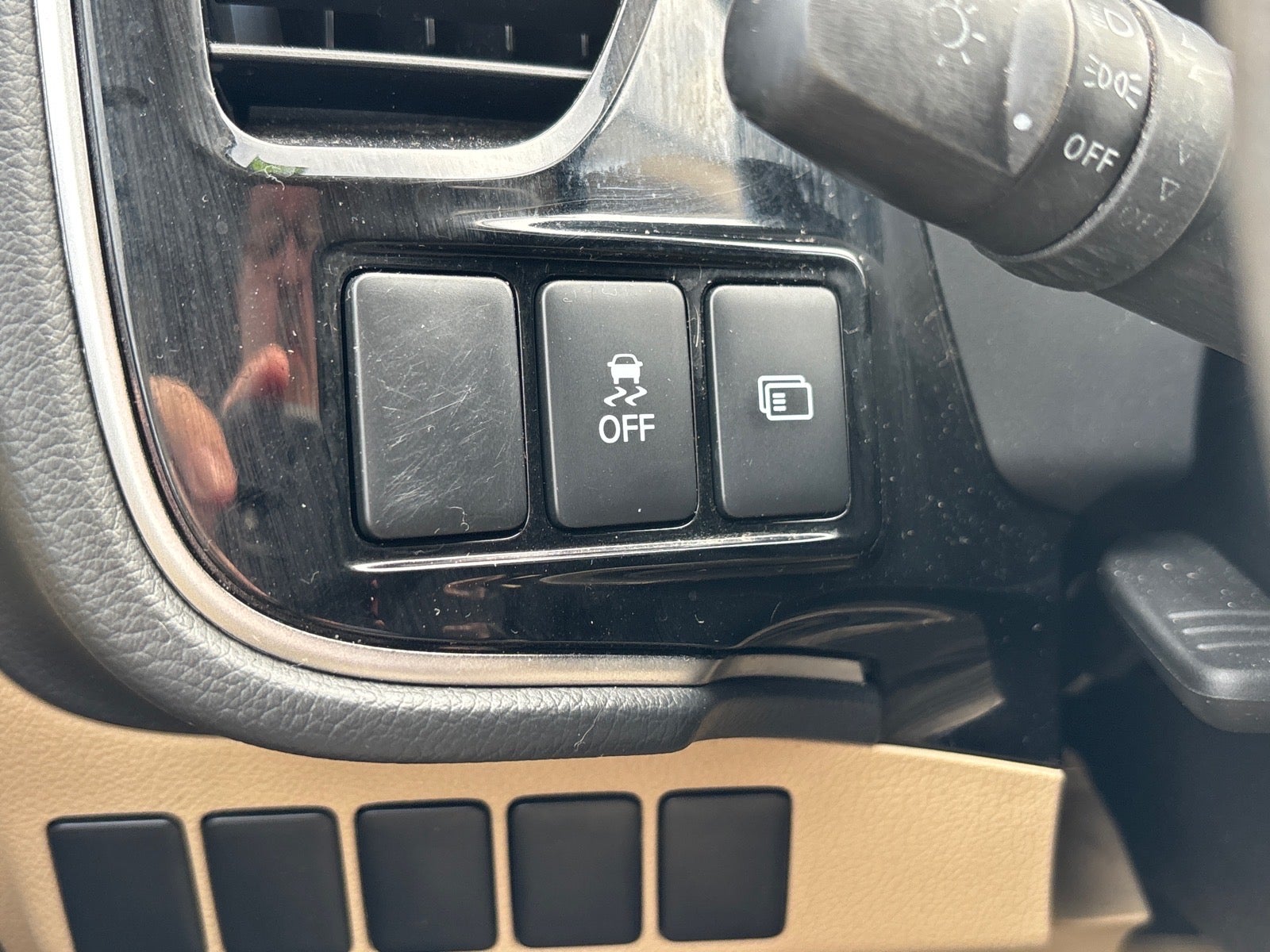 2020 Mitsubishi Outlander ES