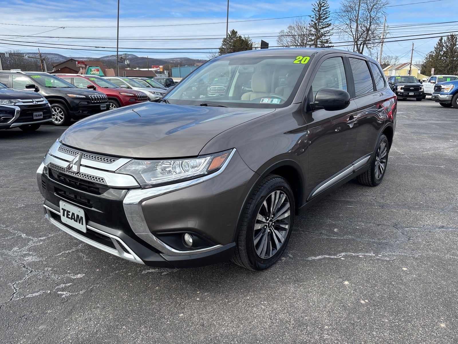 2020 Mitsubishi Outlander ES