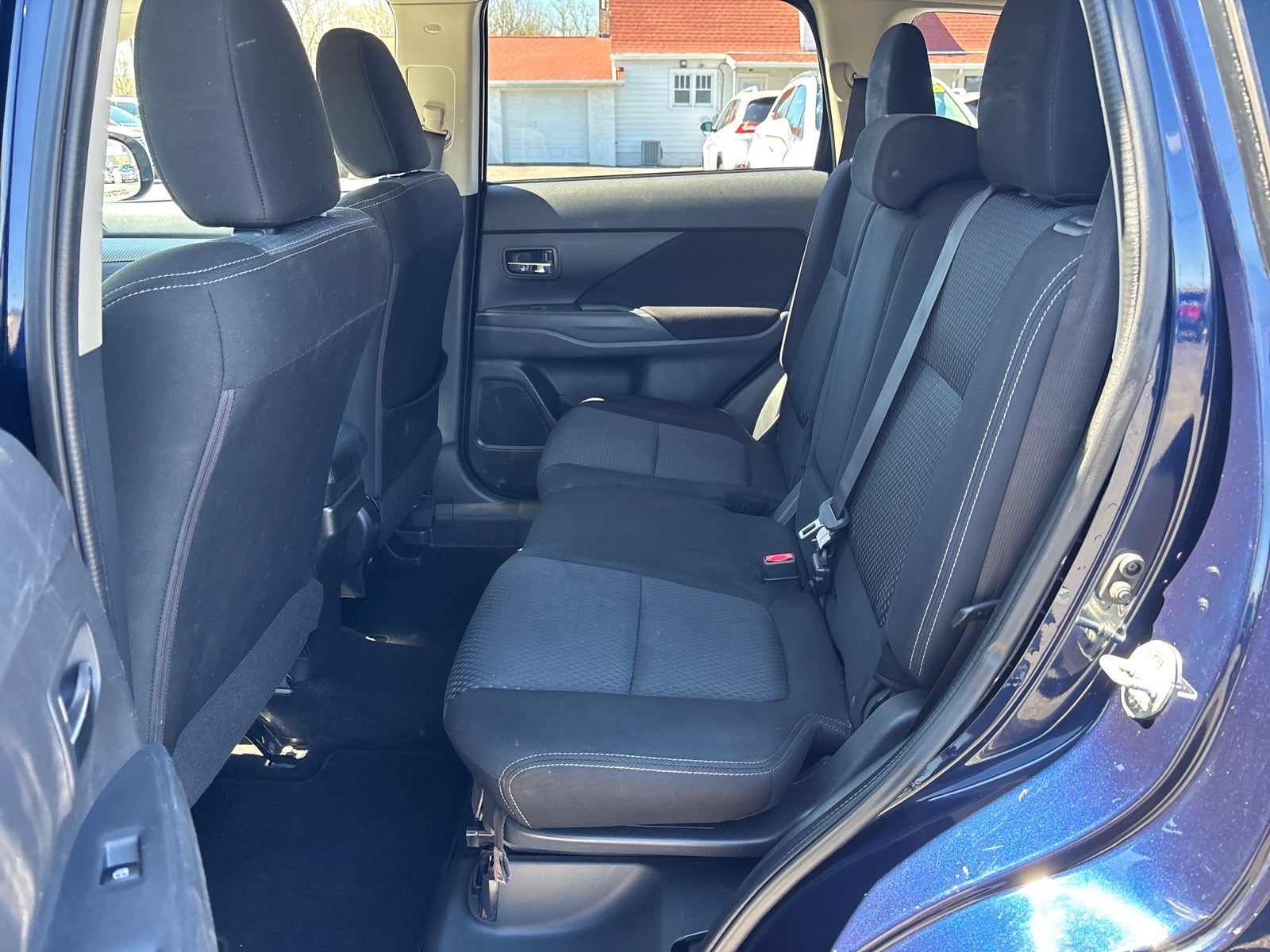 2016 Mitsubishi Outlander SE