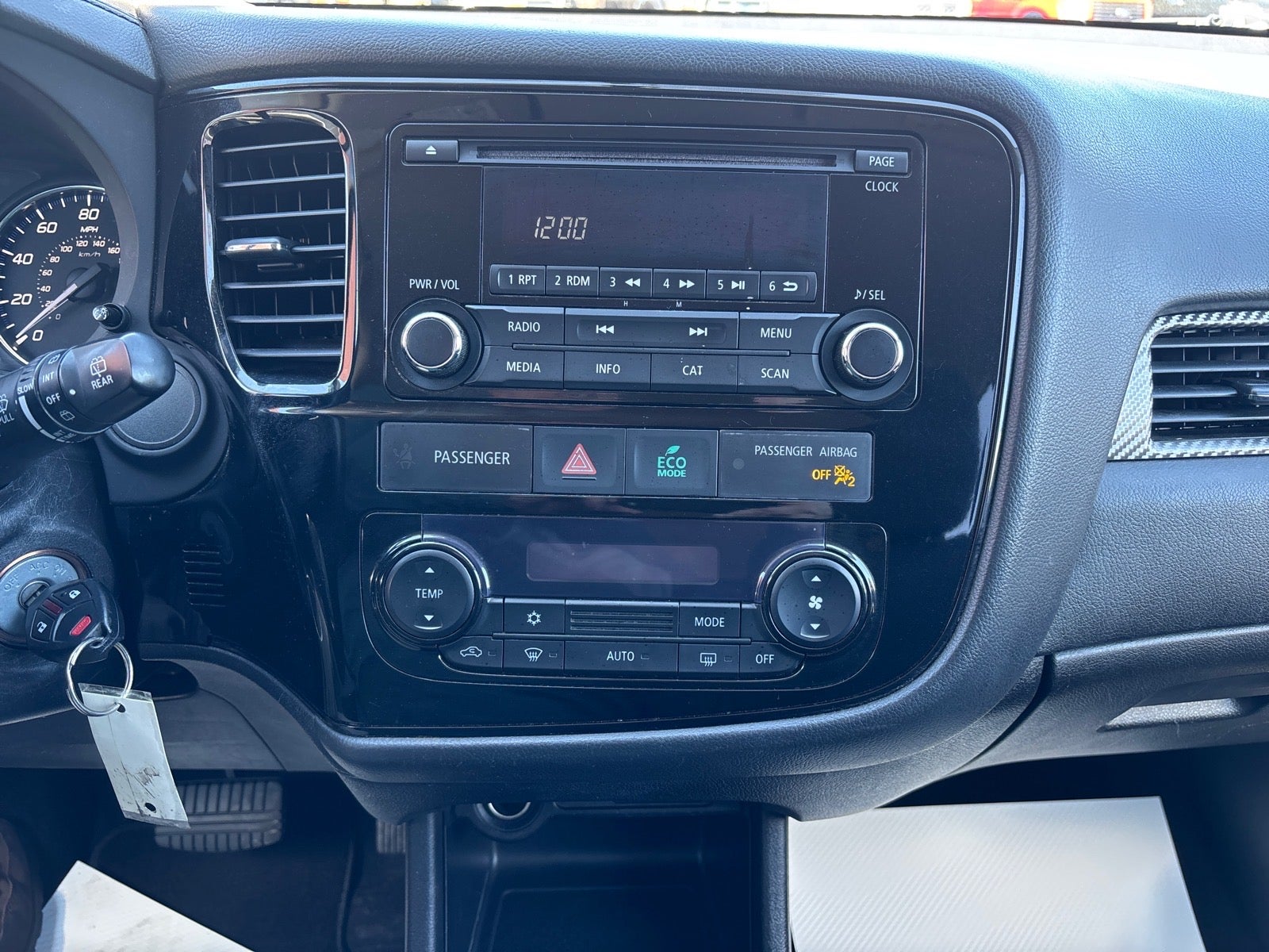 2016 Mitsubishi Outlander SE