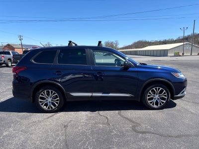 2016 Mitsubishi Outlander SE