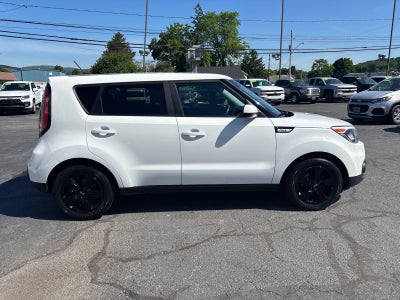 2017 Kia Soul Base