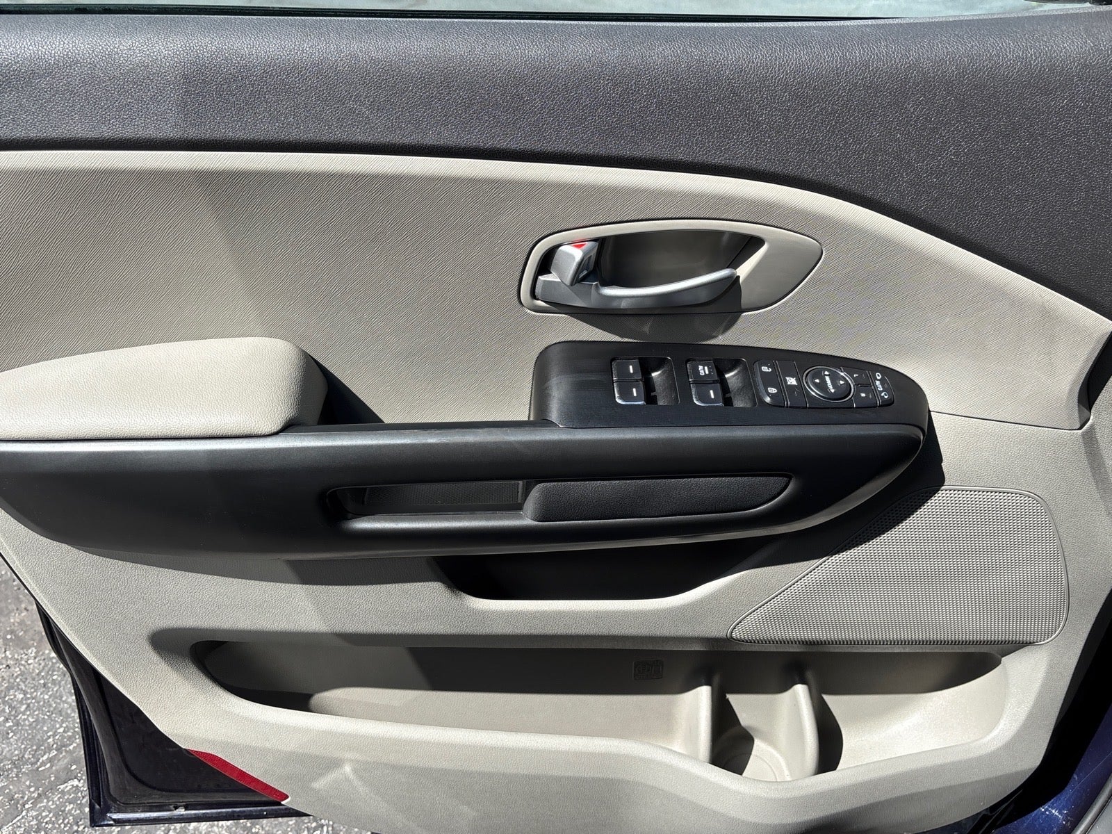 2018 Kia Sedona LX